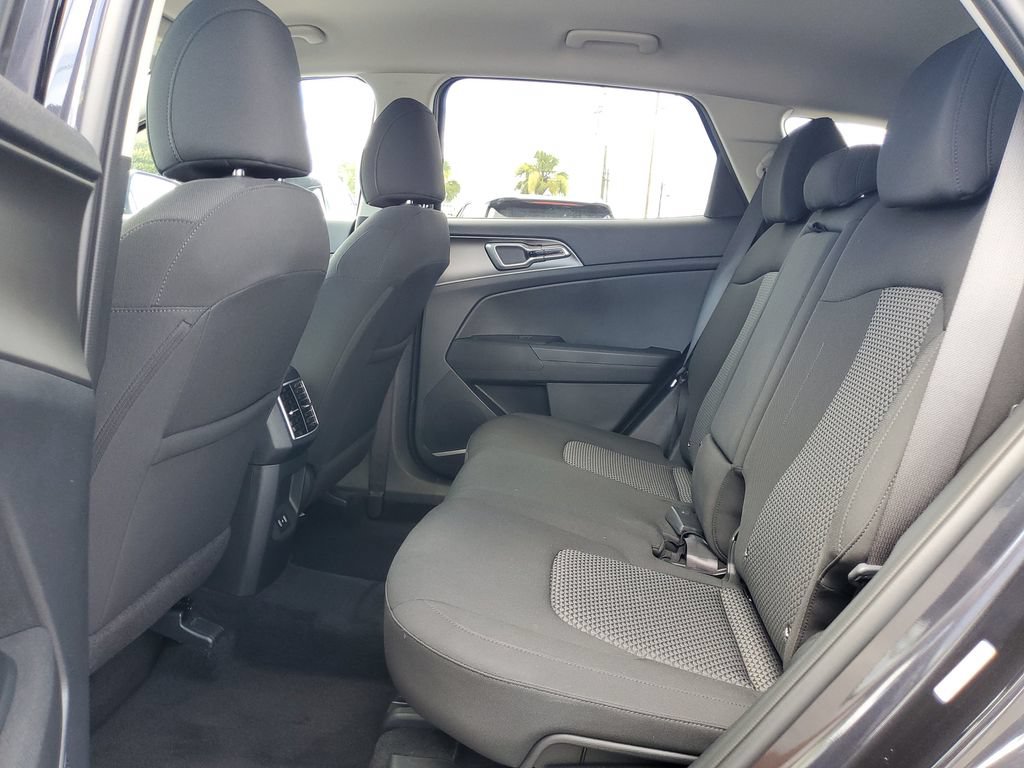 New 2026 Kia Sportage LX w/ LX Convenience Package FWD image 21