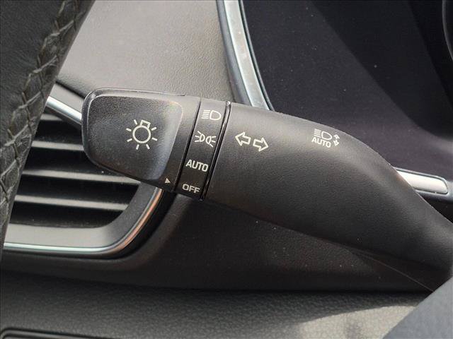 Used 2023 Hyundai Santa Fe SEL FWD image 10