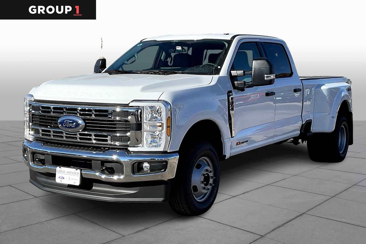 New 2025 Ford F350 XLT