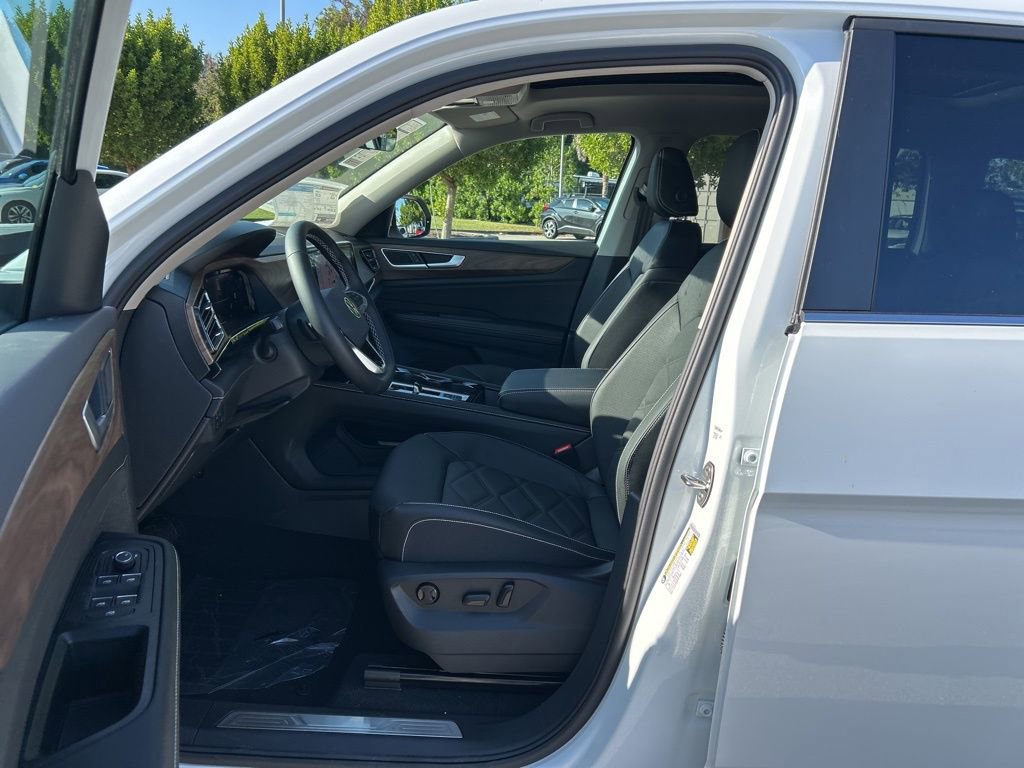 New 2026 Volkswagen Atlas SE FWD image 15