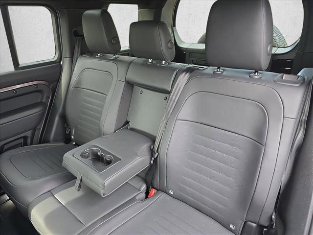 New 2026 Land Rover Defender 110 OCTA image 12