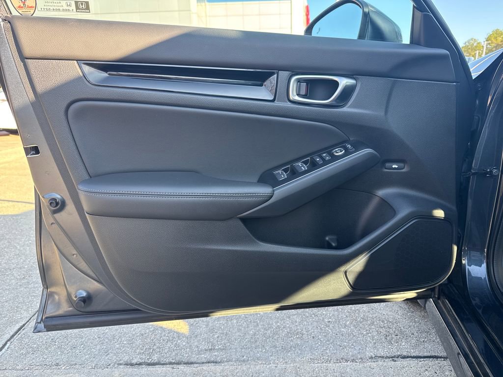 Used 2024 Honda Civic Touring image 12