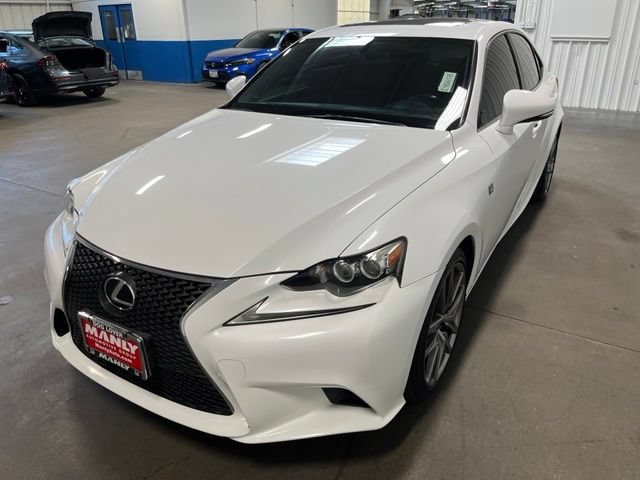 Used 2016 Lexus IS 200t w/ F Sport Package RWD image 7