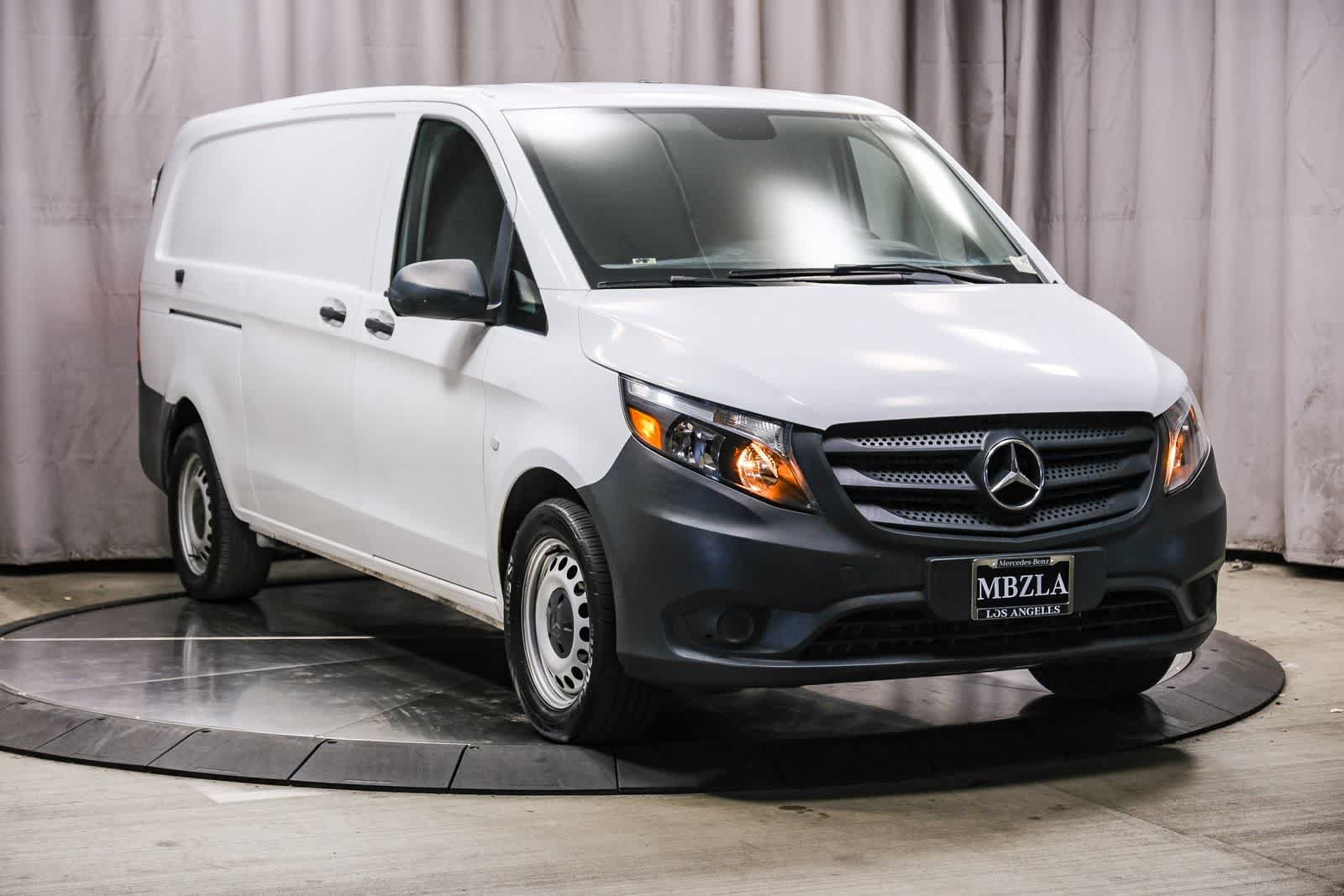 Used 2021 Mercedes-Benz Metris image 5