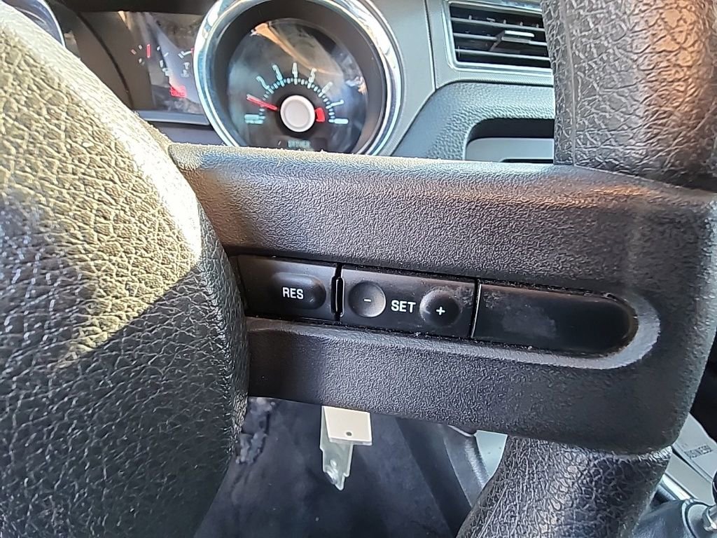 Used 2012 Ford Mustang GT image 17