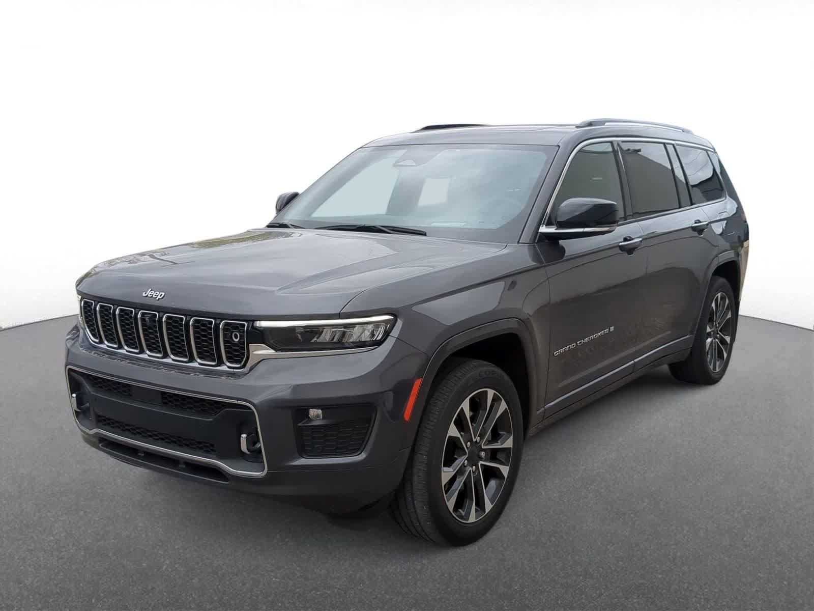 Certified 2023 Jeep Grand Cherokee L Overland w/ Advanced Protech Group III AWD/4WD image 4