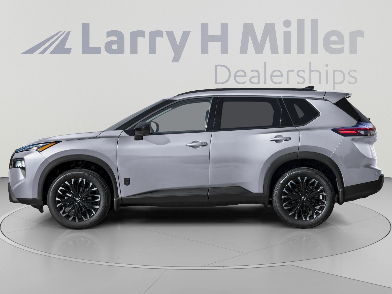 New 2026 Nissan Rogue Dark Armor FWD image 3