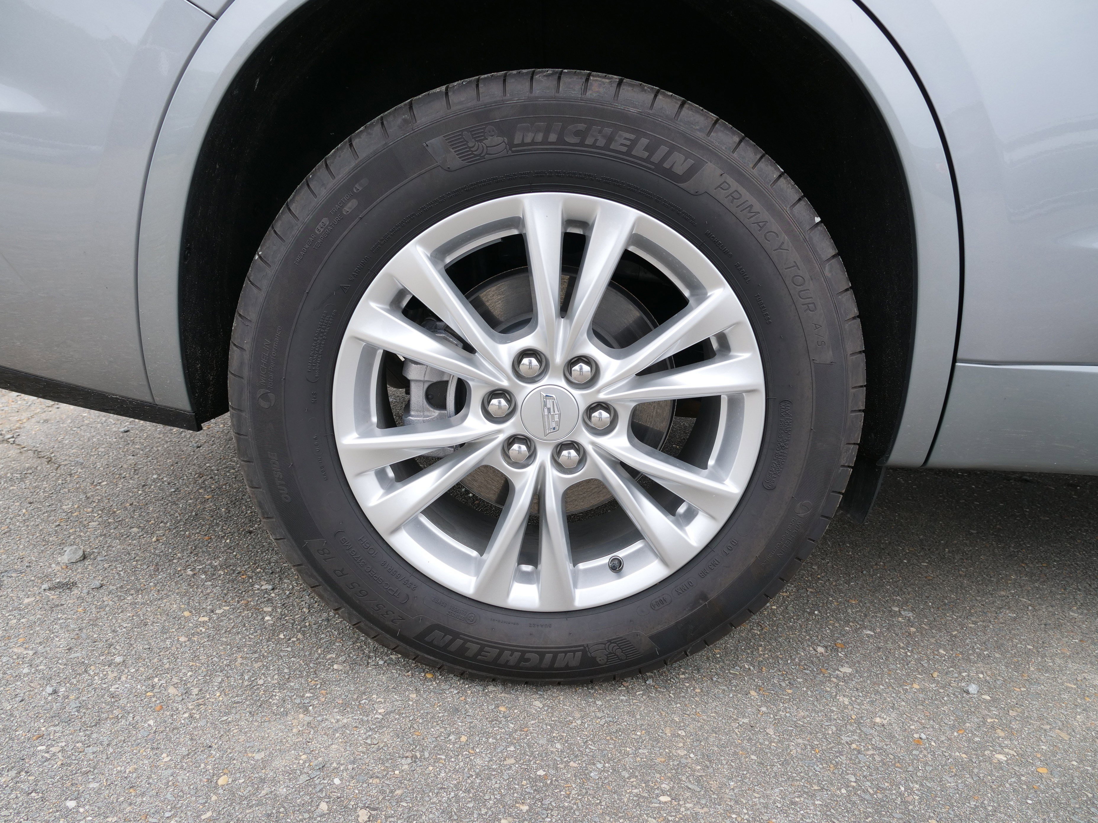 Certified 2025 Cadillac XT6 Luxury image 11