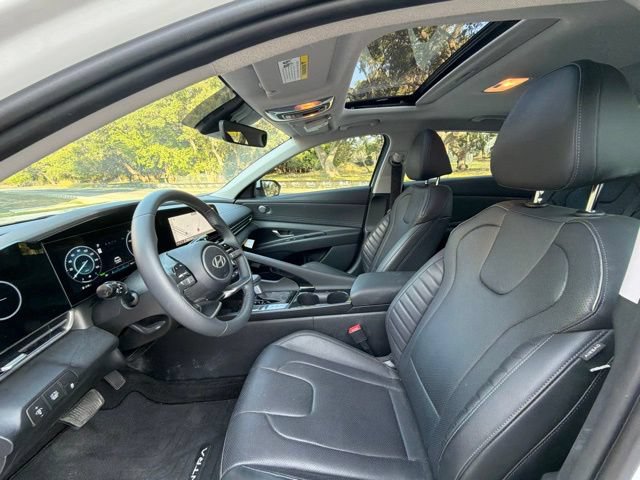 Certified 2026 Hyundai Elantra Limited FWD image 12