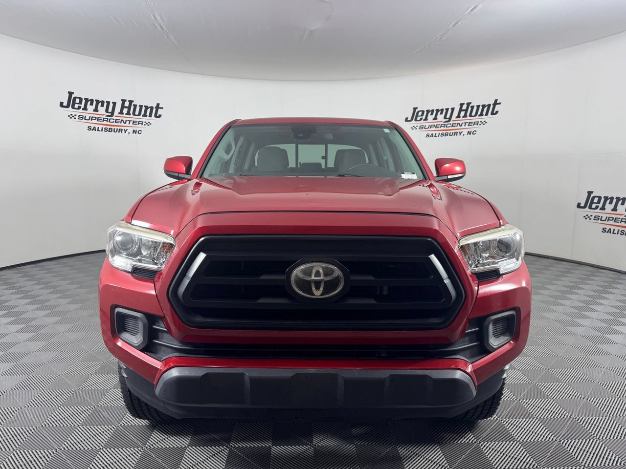 Used 2020 Toyota Tacoma SR w/ SR Convenience Package RWD image 4
