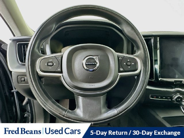 Used 2020 Volvo XC60 T5 Momentum w/ Protection Package Premier AWD/4WD image 13