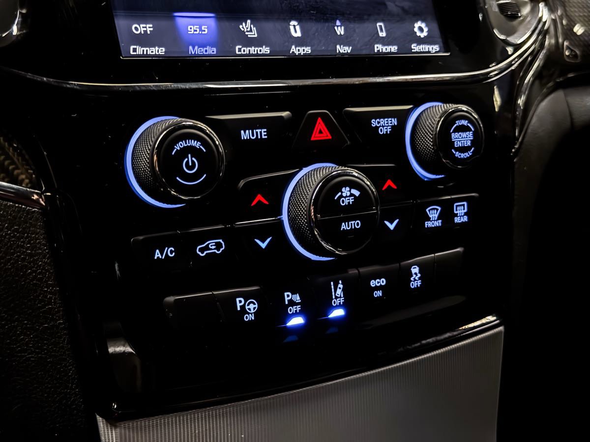 Used 2021 Jeep Grand Cherokee Trackhawk image 51