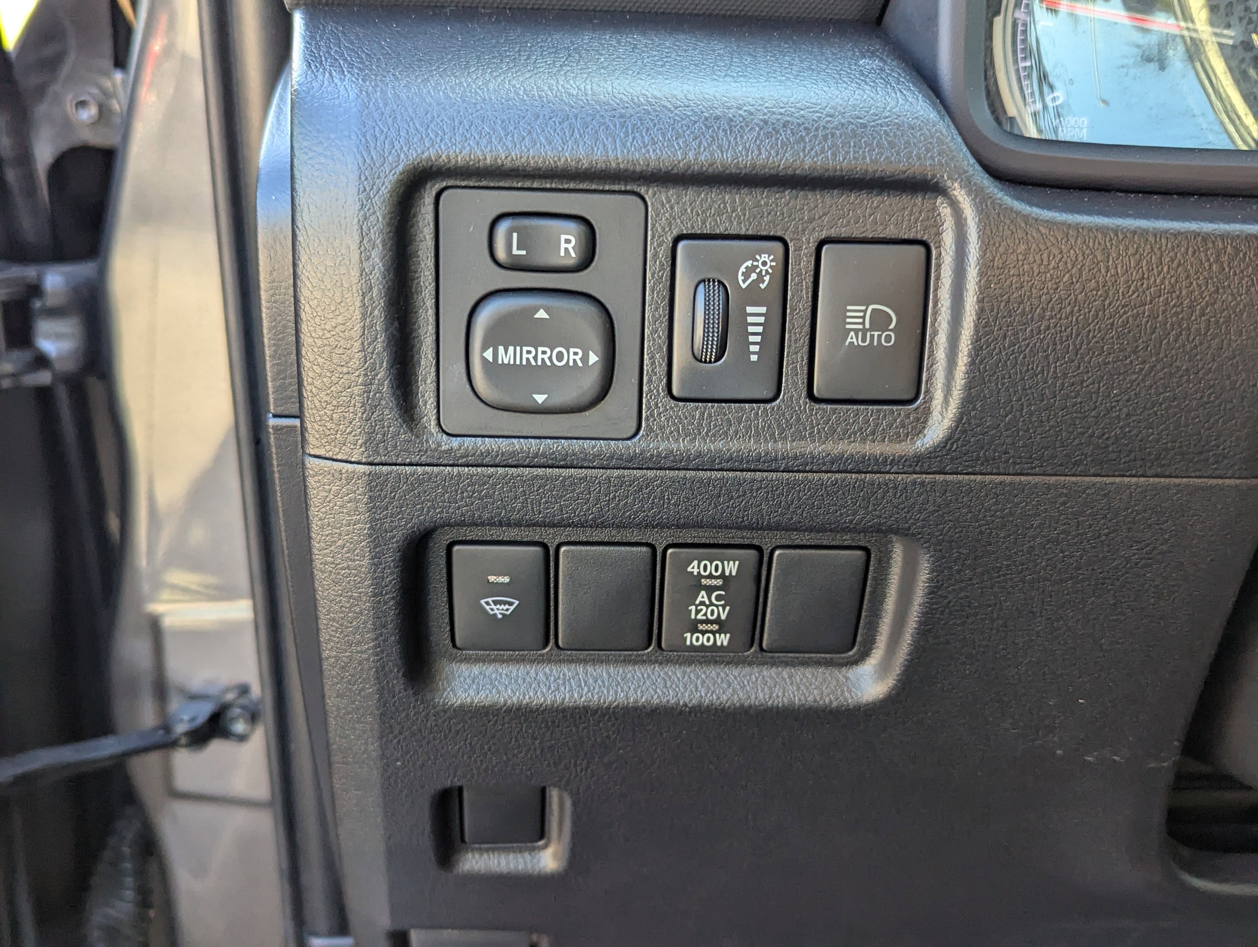 Used 2021 Toyota 4Runner Limited image 18