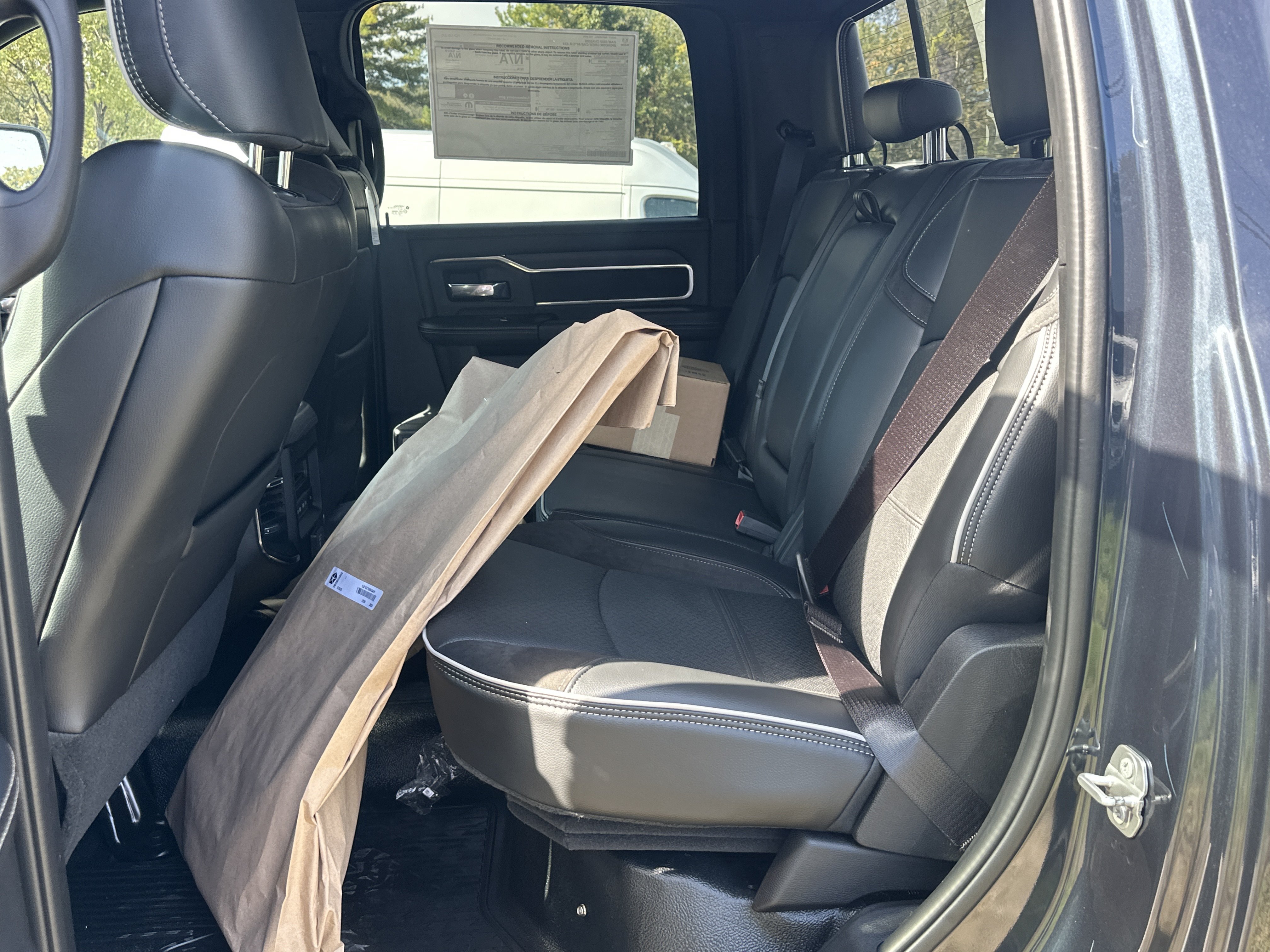New 2027 RAM 5500 4x4 Crew Cab image 32