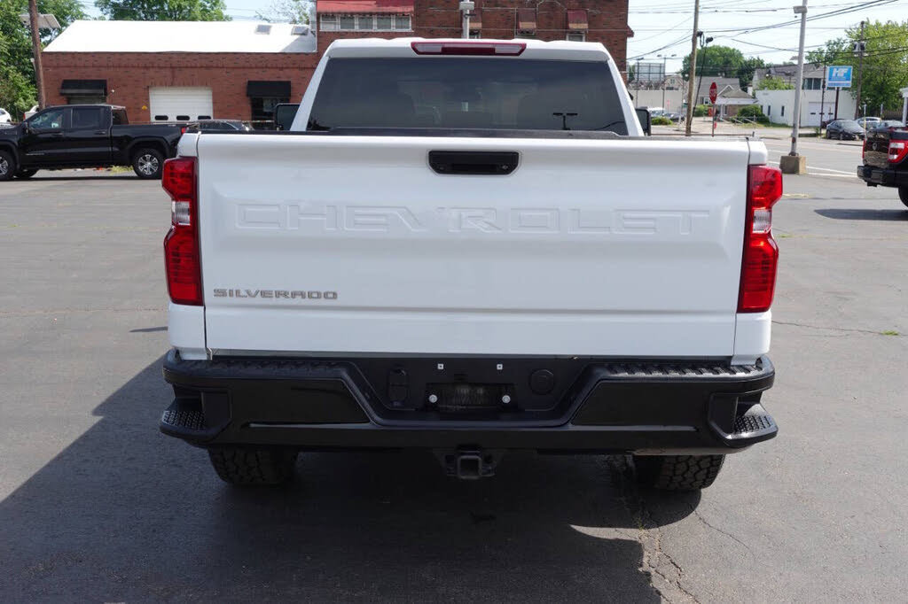 Used 2024 Chevrolet Silverado 1500 W/T w/ WT Value Package AWD/4WD image 8