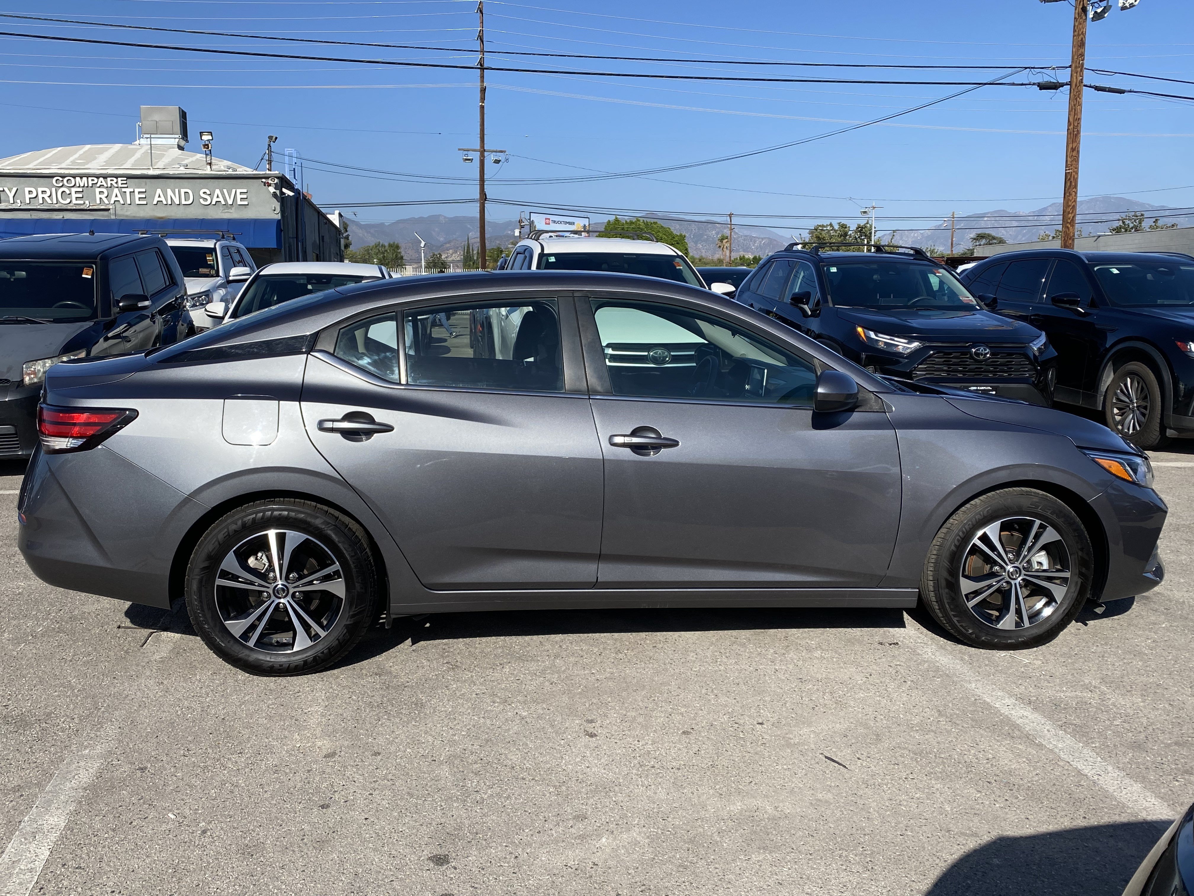 Used 2022 Nissan Sentra SV w/ Trunk Package FWD image 7