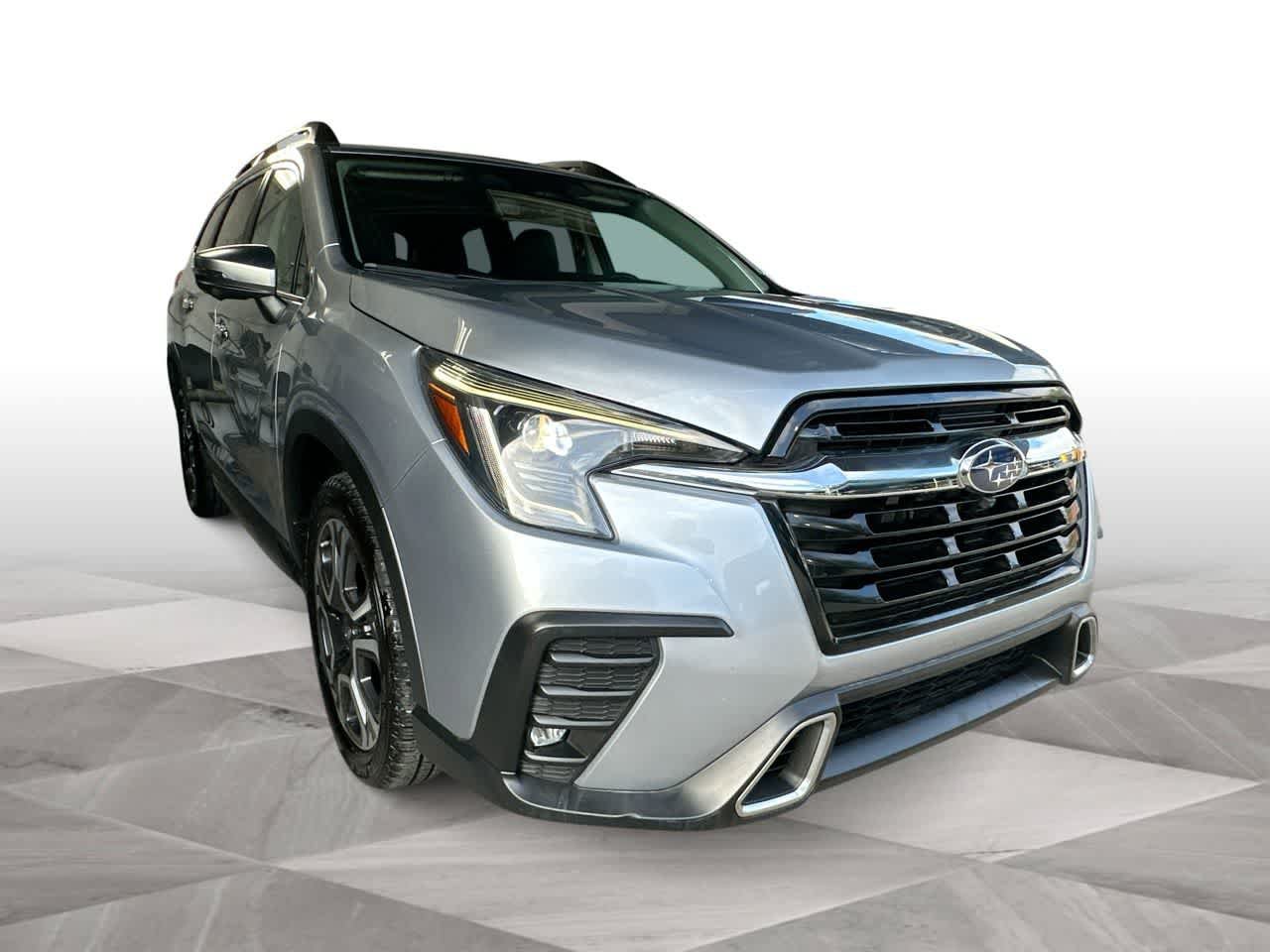 Used 2023 Subaru Ascent Touring AWD/4WD image 2