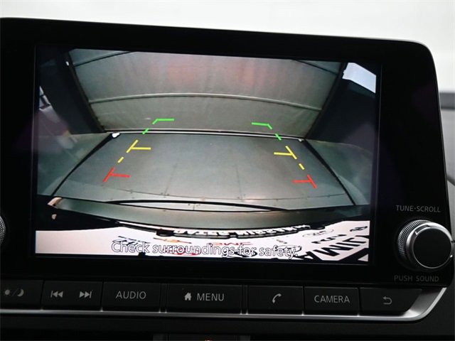 Used 2024 Nissan Altima 2.5 SV image 13