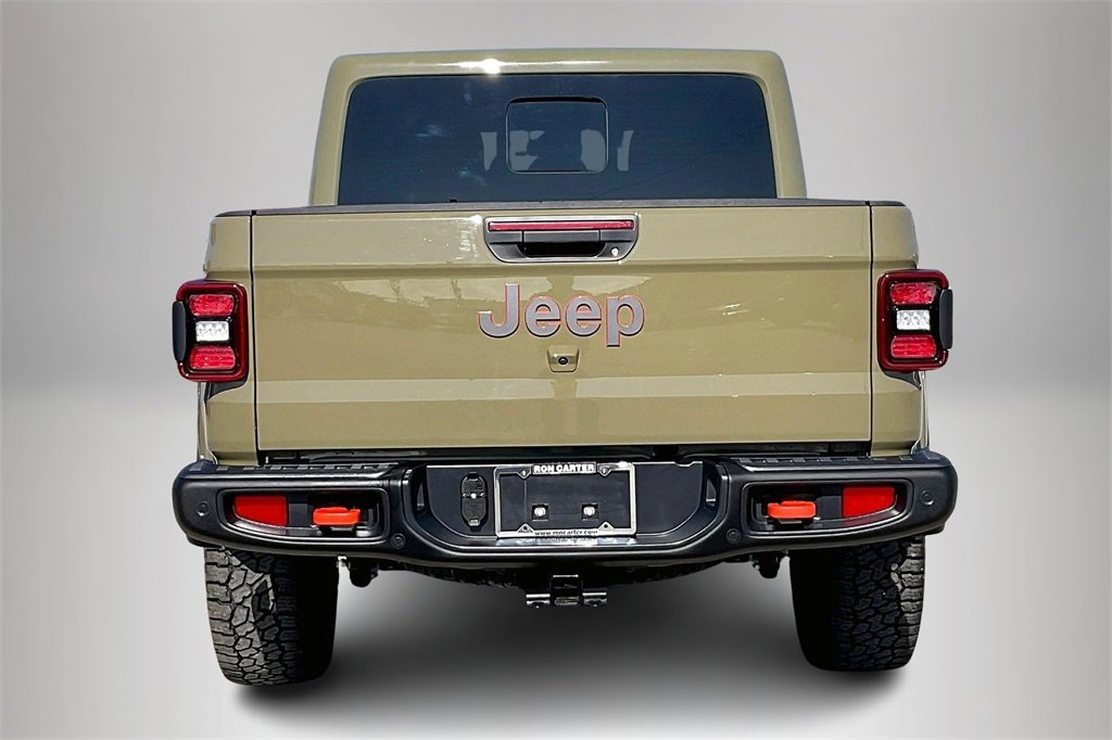 Used 2025 Jeep Gladiator Mojave image 6