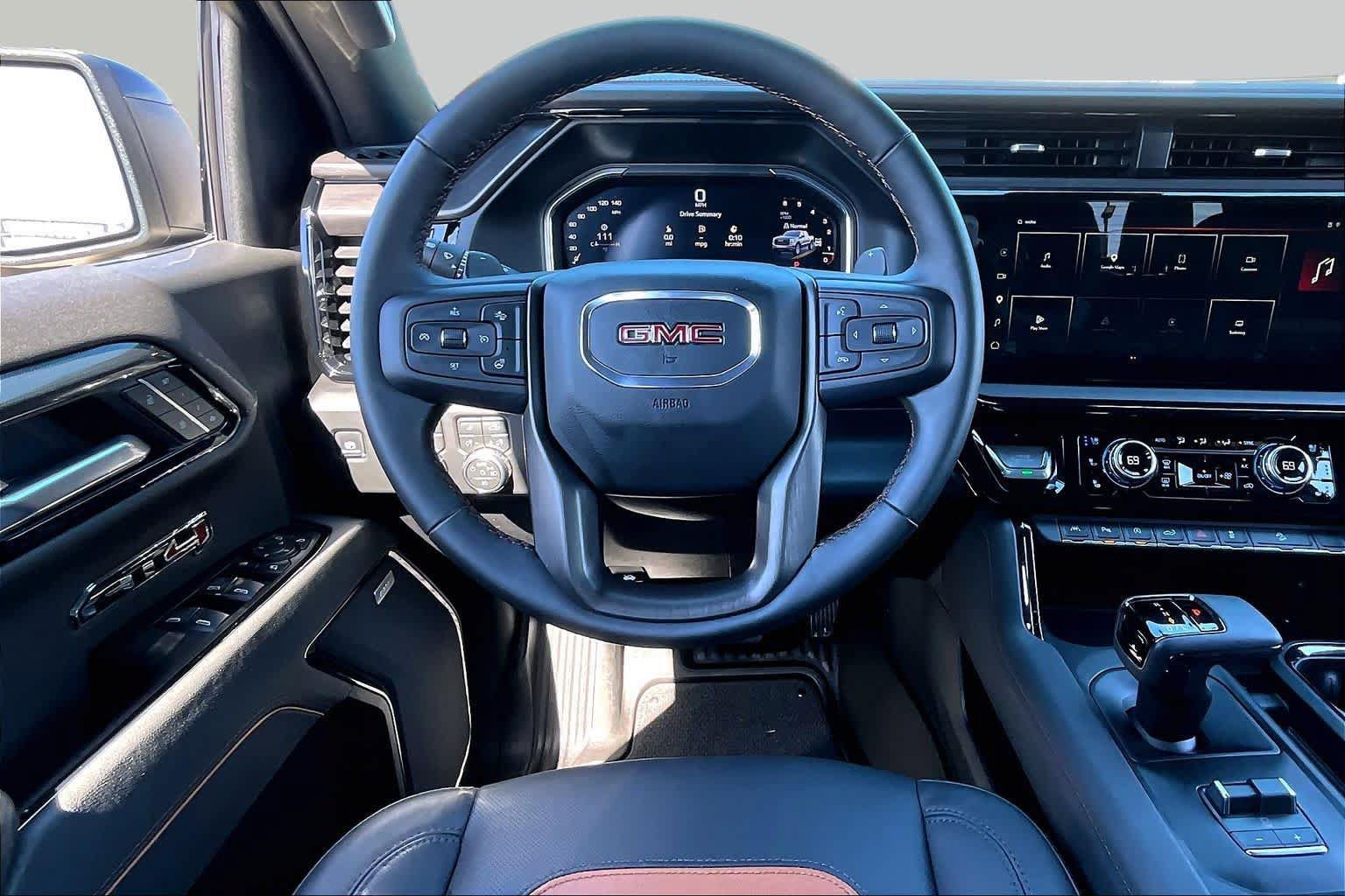 Used 2026 GMC Sierra 1500 AT4 w/ Technology Package AWD/4WD image 6