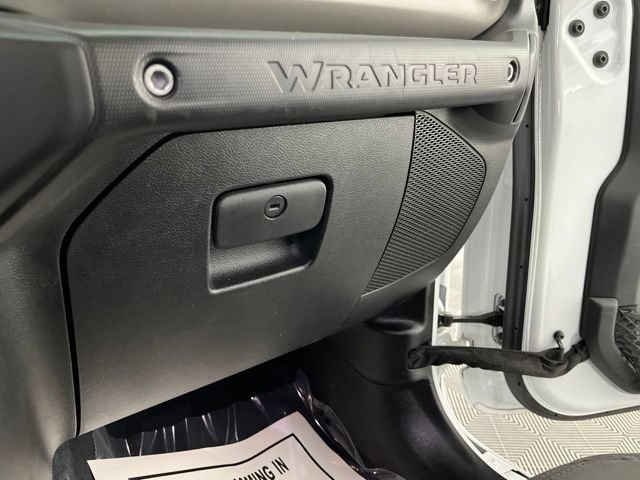 Used 2022 Jeep Wrangler Unlimited Sport AWD/4WD image 34