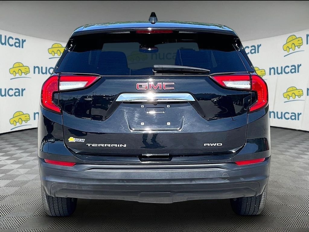 Used 2024 GMC Terrain SLE AWD/4WD image 5