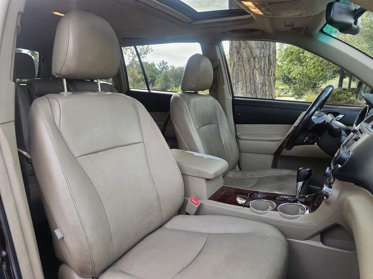 Used 2013 Toyota Highlander Limited FWD image 55