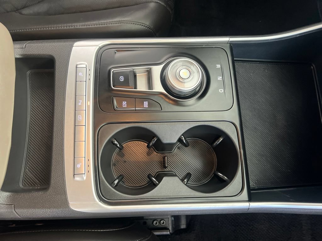 Certified 2025 Kia Carnival LXS FWD image 21