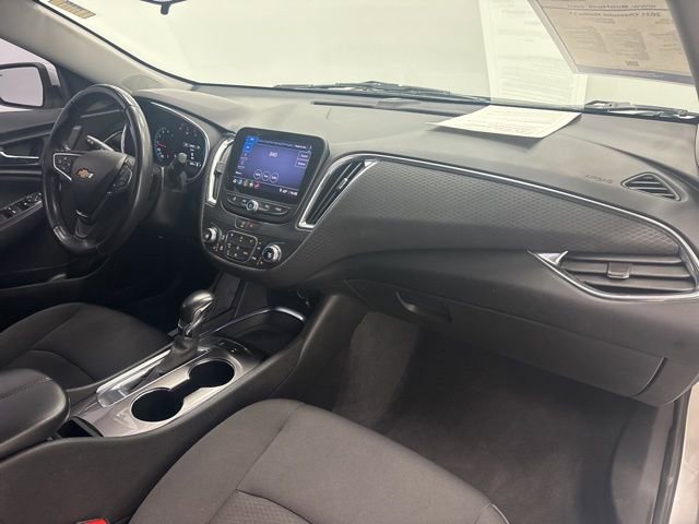 Used 2021 Chevrolet Malibu LT w/ Sport Edition image 26