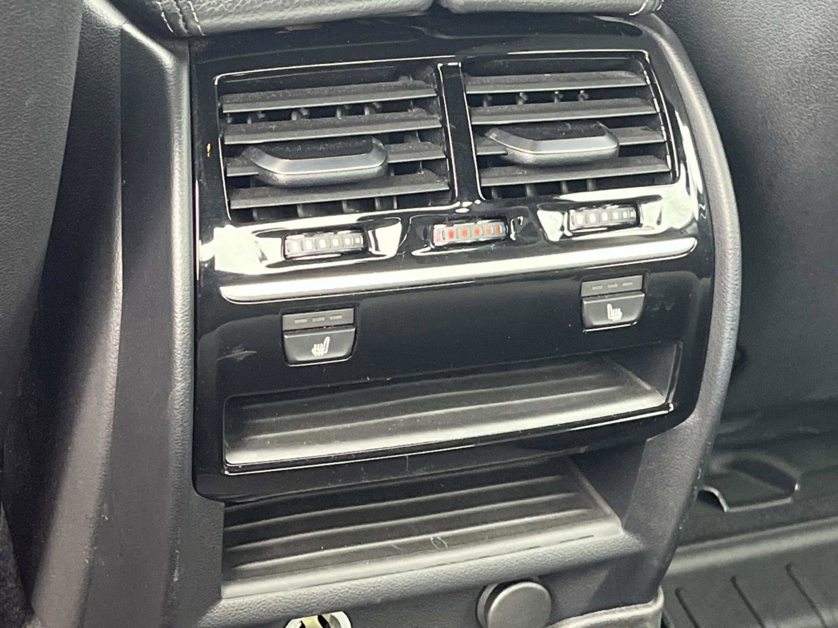 Used 2019 BMW 530i xDrive image 17