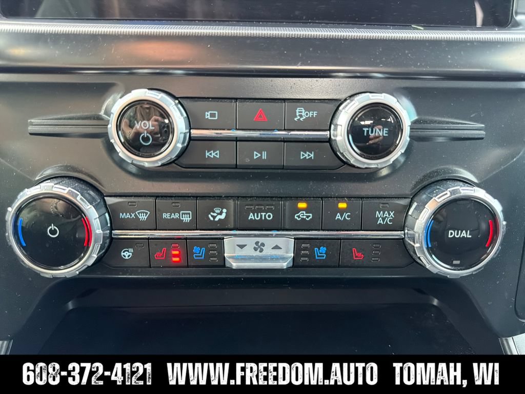 Used 2025 Ford F150 Lariat w/ Equipment Group 501A Mid AWD/4WD image 20