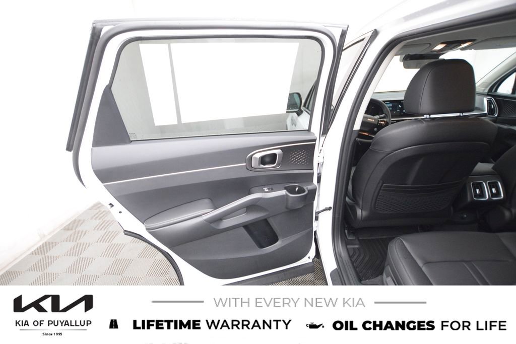 New 2026 Kia Sorento S image 11