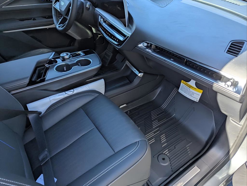 New 2026 Cadillac Lyriq Premium Sport w/ LPO, Floor Liner Package image 18