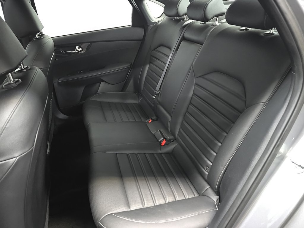 Used 2024 Kia Forte GT-Line w/ GT-Line Premium Package FWD image 33