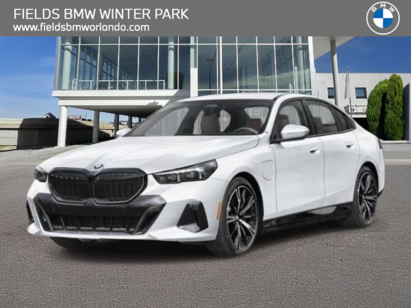 New 2027 BMW 550e xDrive AWD/4WD image 1