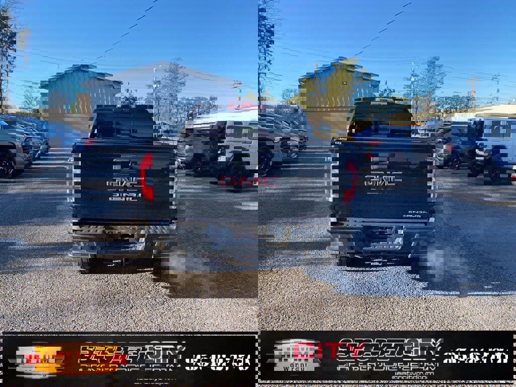 Used 2022 GMC Canyon Denali image 6