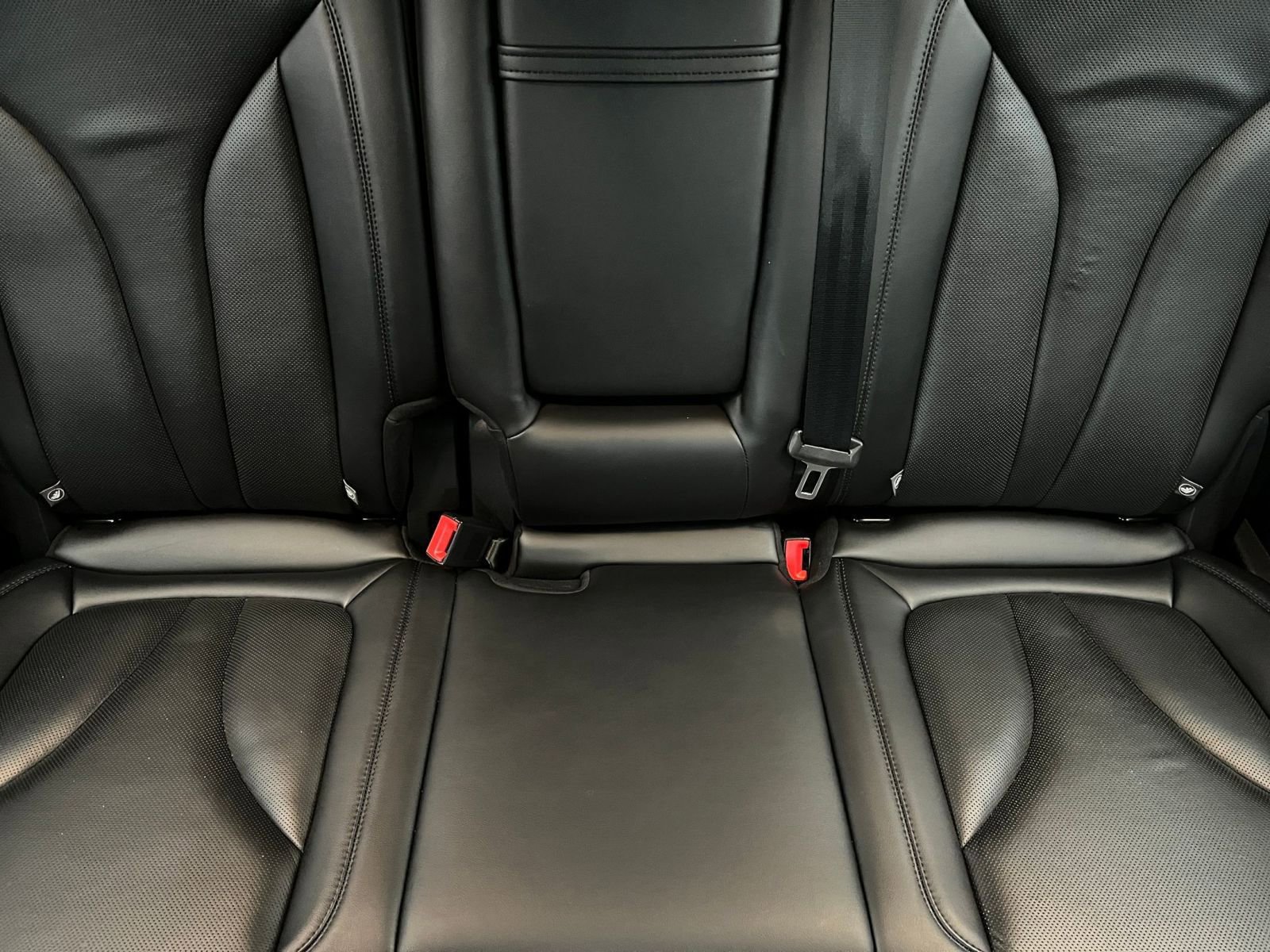 Used 2023 Lincoln Nautilus Reserve w/ Equipment Group 201A image 40