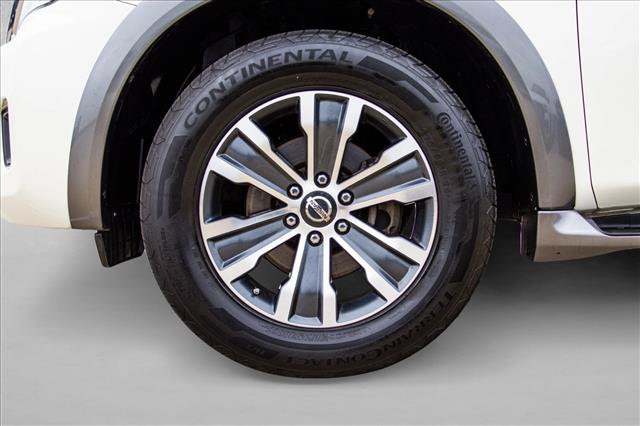 Used 2019 Nissan Armada SL w/ Premium Package AWD/4WD image 9