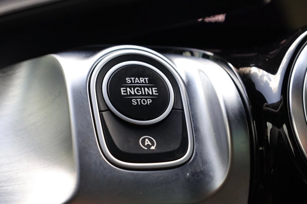 Certified 2023 Mercedes-Benz GLB 35 AMG 4MATIC image 18