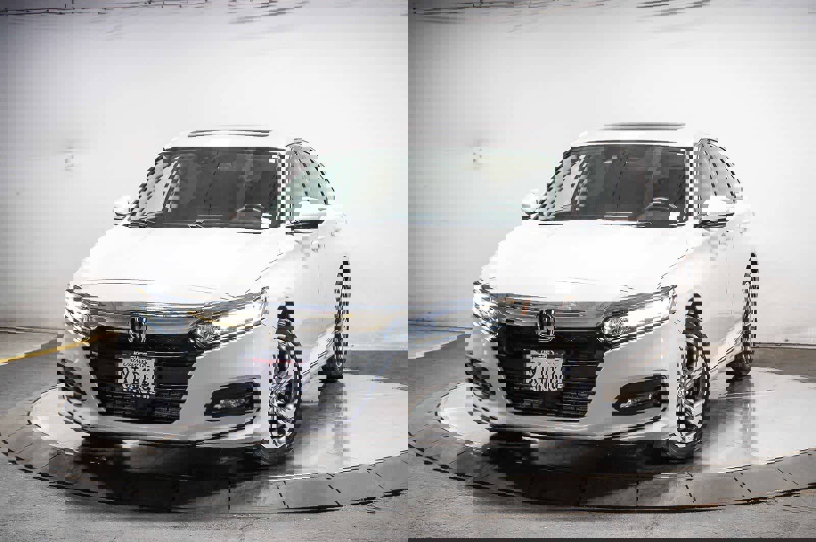 Used 2018 Honda Accord EX image 1