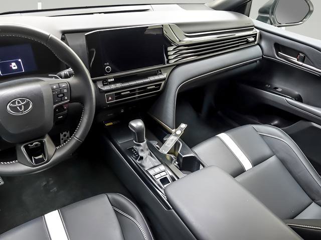 Certified 2025 Toyota Camry SE FWD image 13