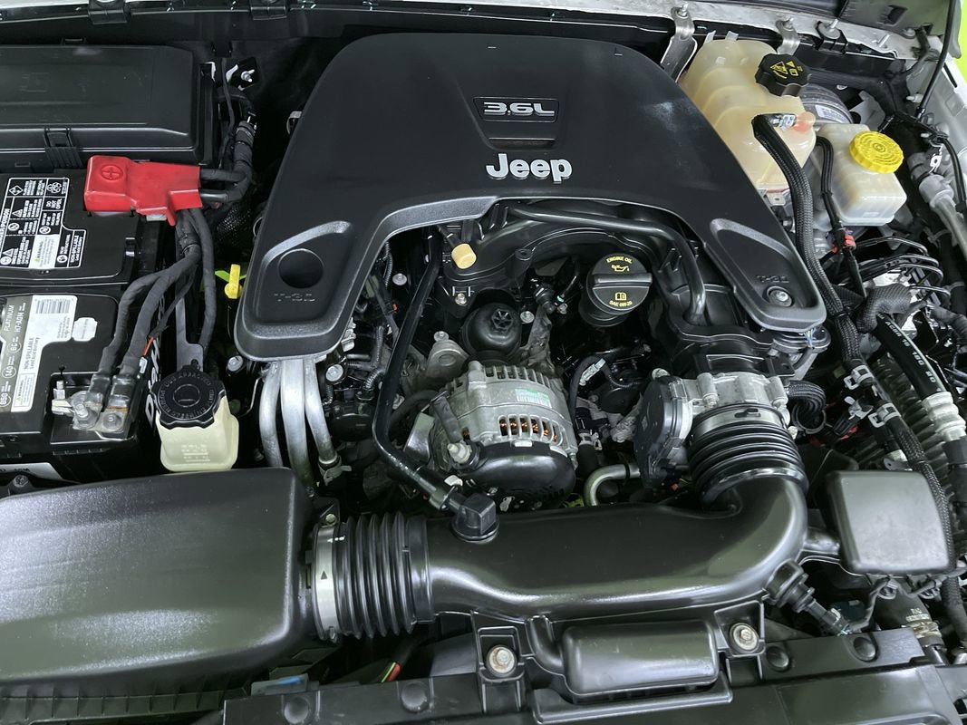 Used 2018 Jeep Wrangler Unlimited Sport S image 29