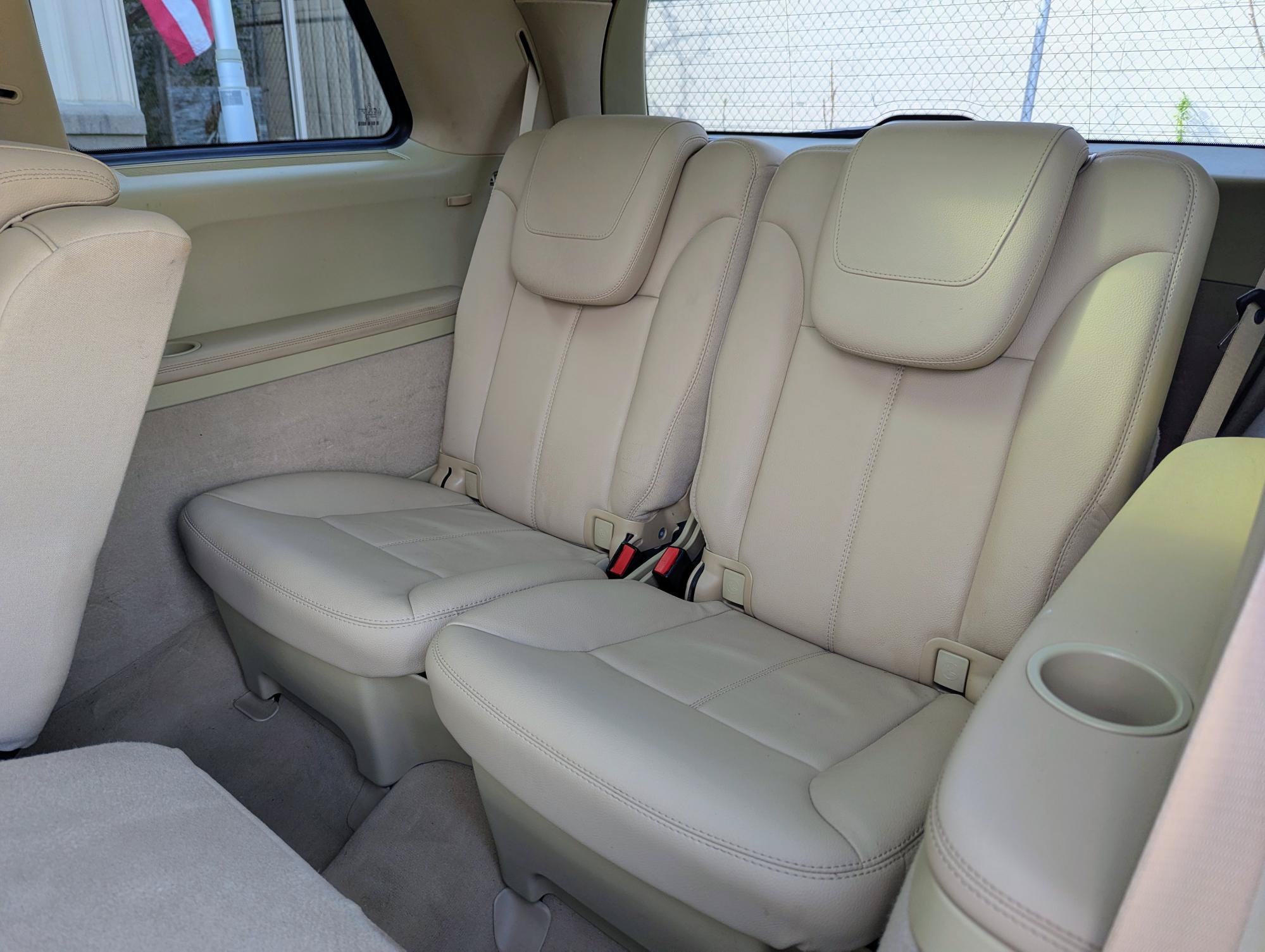 Used 2011 Mercedes-Benz GL 450 4MATIC image 8