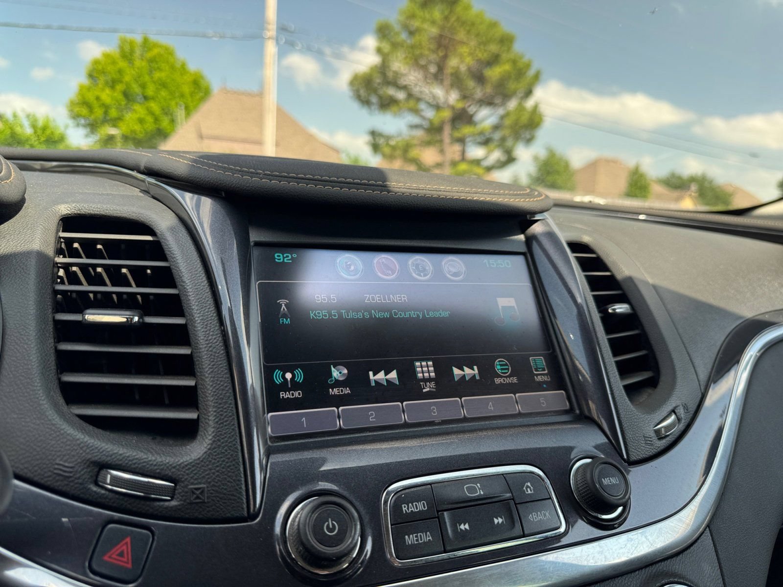 Used 2017 Chevrolet Impala LT FWD image 22