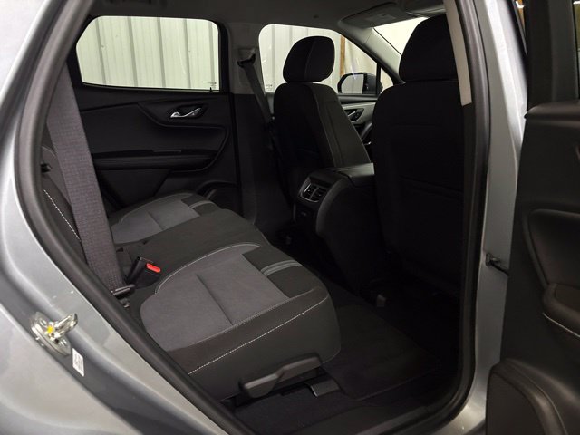 Used 2025 Chevrolet Blazer LT FWD image 18