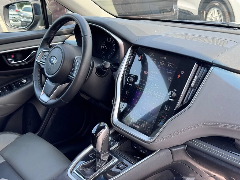 Used 2020 Subaru Outback Onyx Edition XT w/ Popular Package #2 AWD/4WD image 5