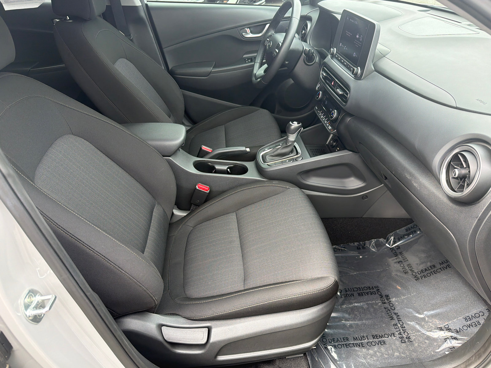 Certified 2022 Hyundai Kona SEL w/ Convenience Package FWD image 13