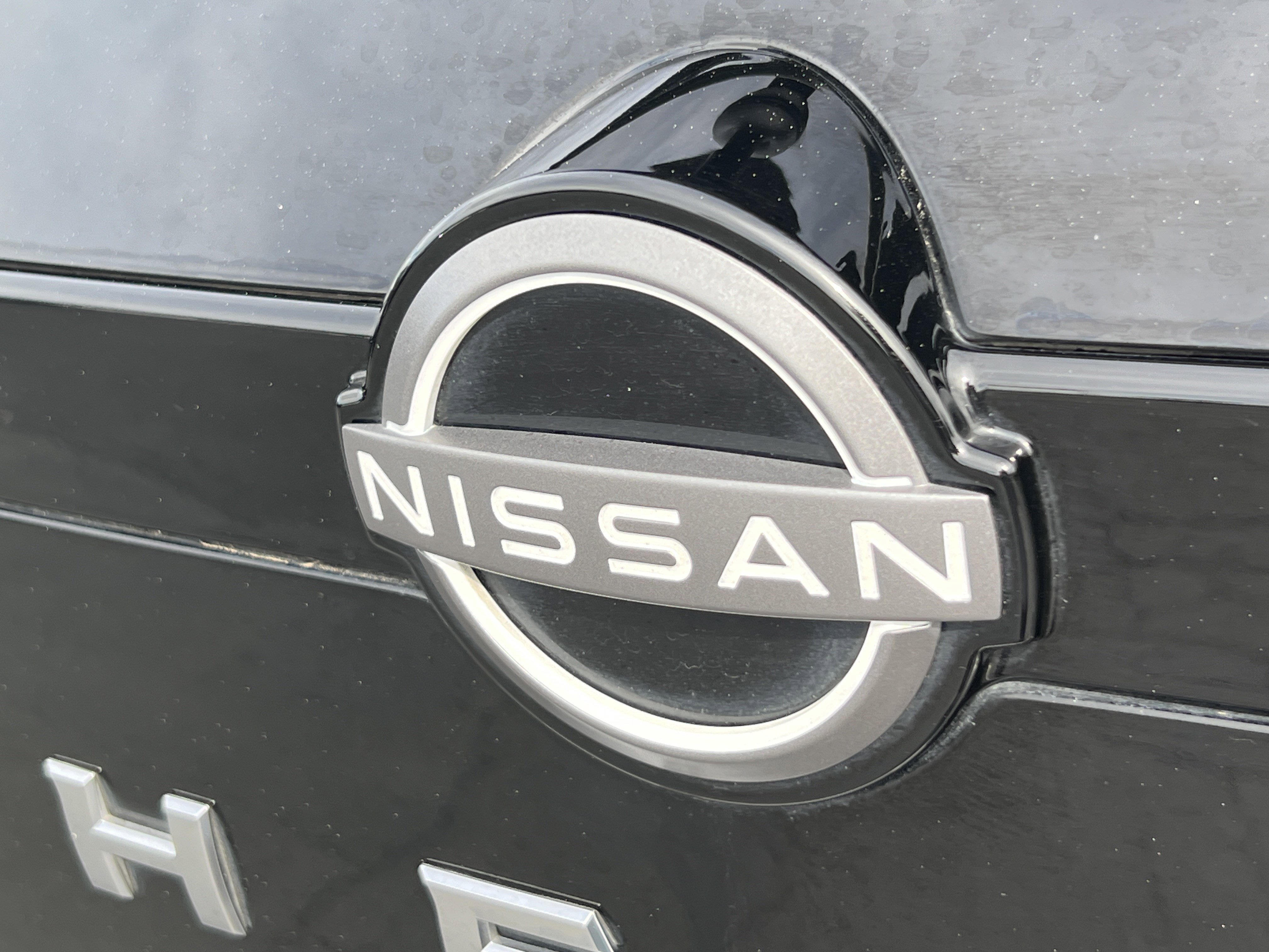 Used 2025 Nissan Pathfinder SL AWD/4WD image 8