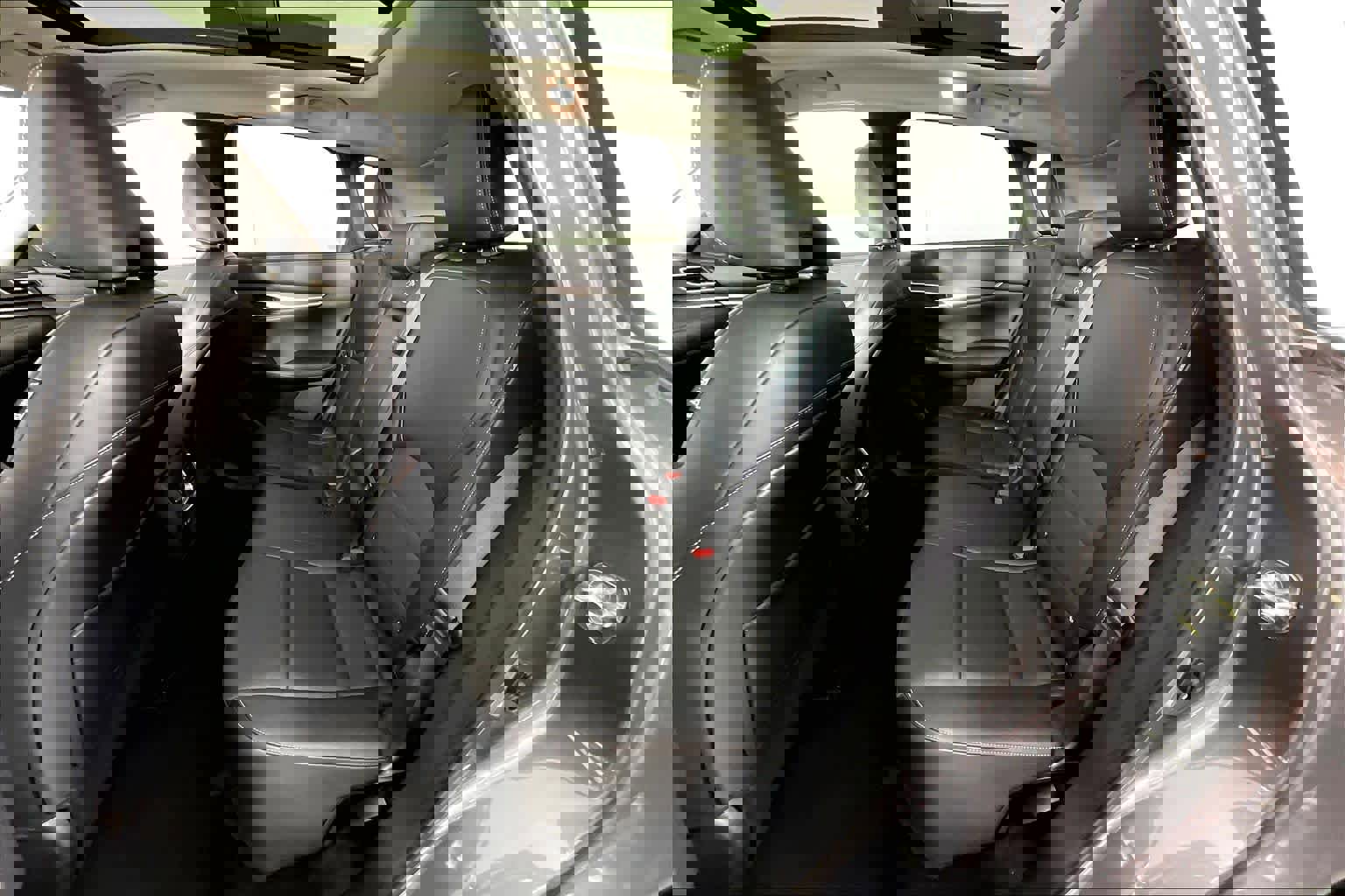 Used 2022 INFINITI QX50 Luxe image 17