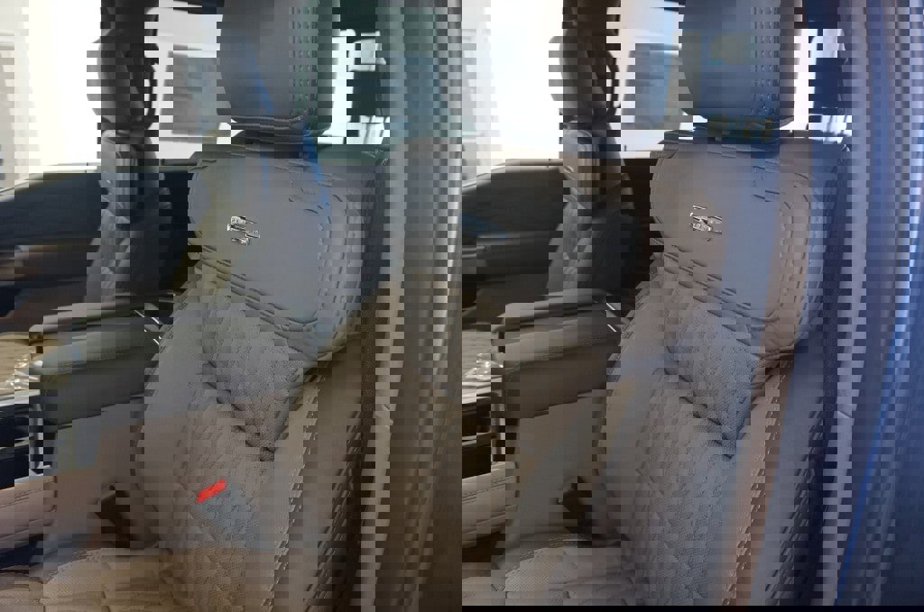 New 2026 Ford F450 Platinum w/ Platinum Plus Package AWD/4WD image 10